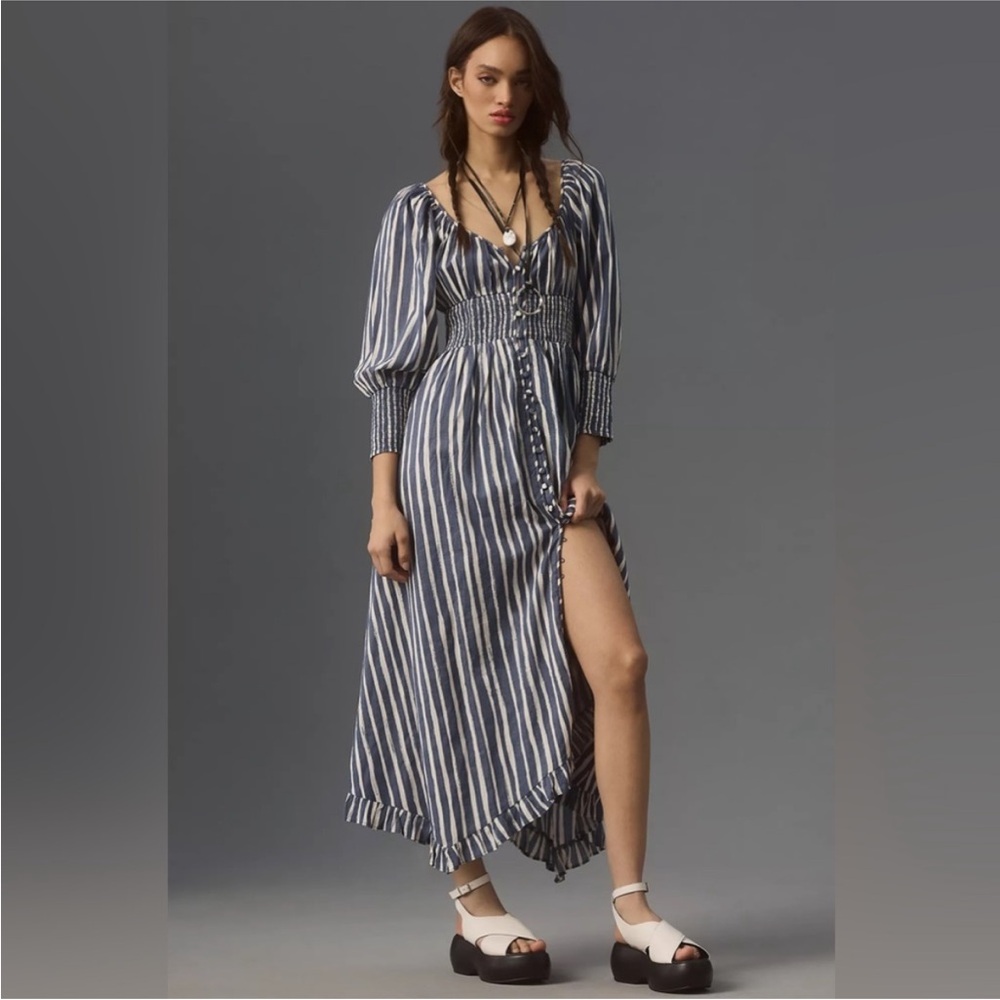 Anthropologie Long-Sleeve Sweetheart‎ Midi Dress